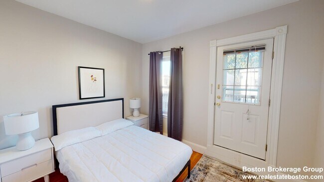 Photo - 26 Taft St Unit 3