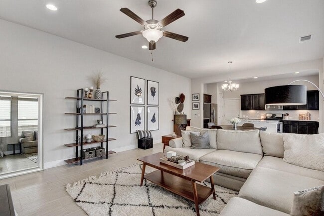 Photo - 1704 Frontier Valley Dr