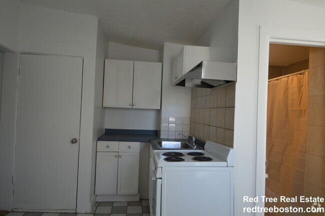 Building Photo - 289 Hancock St Unit 1 Rental