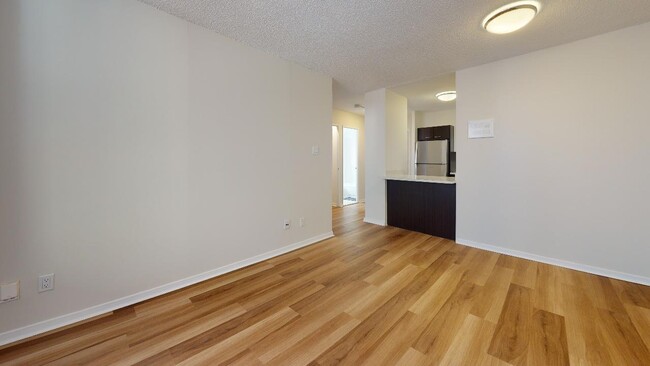 Photo - 1025 Sherbrooke