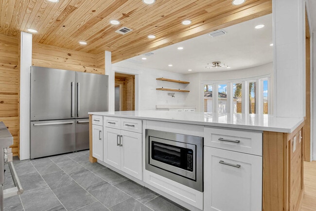 Photo - 498 Alabama St