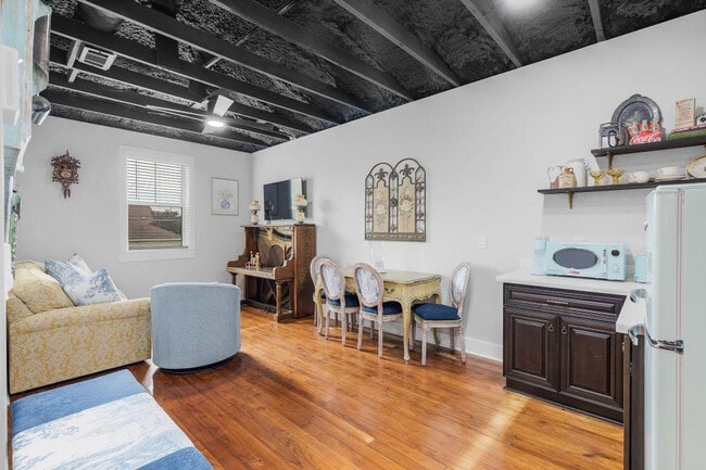 Photo - 156 Camellia St Unidad ID1267796P