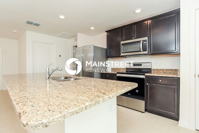Photo - 4 Bedroom Pet-Friendly Home in Leesburg, FL with Main Street Renewal