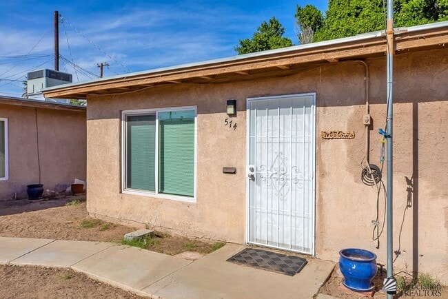 Building Photo - 574 S 2nd Ave