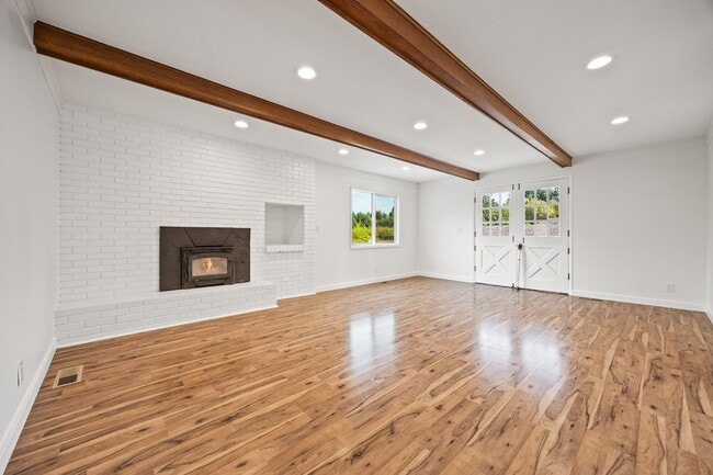 Photo - 12121 47th Ave E