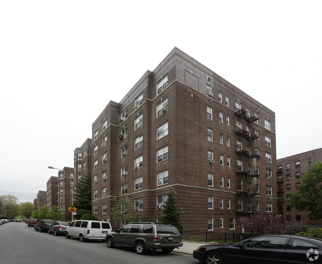 62-65 Saunders St - 62-65 Saunders St