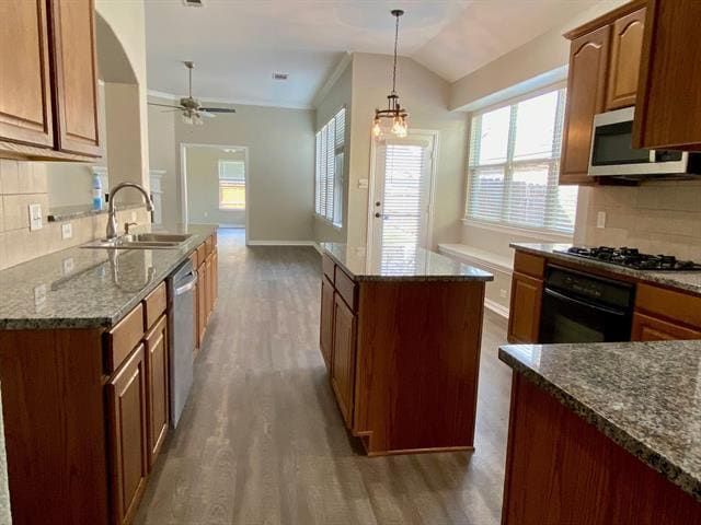 Photo - 1813 Glen Aerie Dr