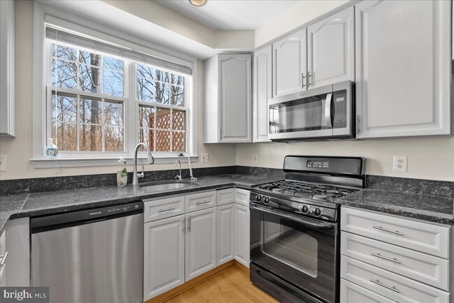 Photo - 6254 Taliaferro Way