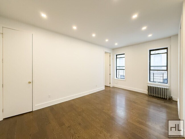 Photo - EASTERN PARKWAY / Spacious Crown Heights 1... Unidad 2L