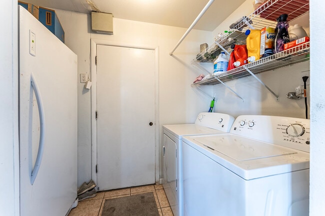 Photo - 701 N Central Dr