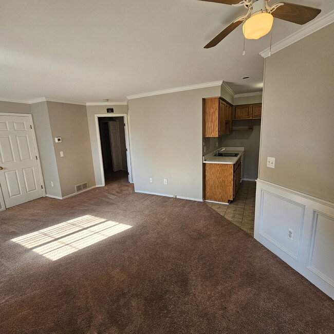 Photo - 1 Bedroom, 1 Bathroom Condo, 1st Floor and... Unit 15