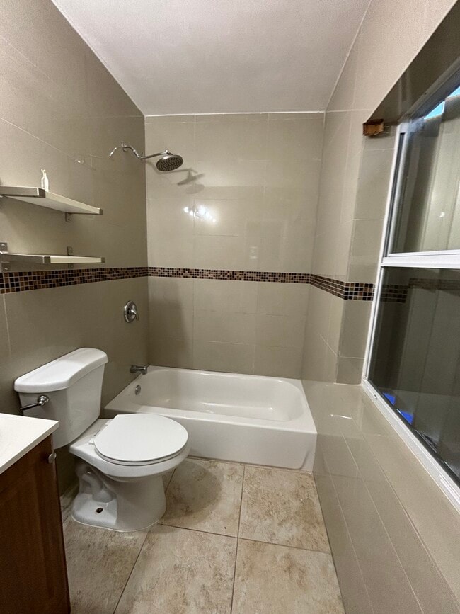 Photo - 1017 N 16th Ct Unidad 1017