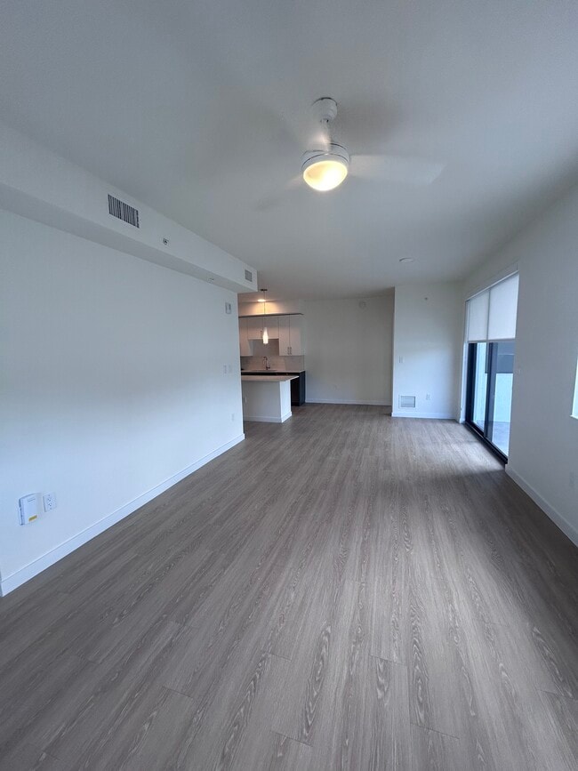 Photo - 2385 NE 194th St Unit D7