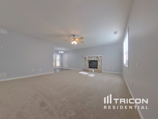 Photo - 2445 Hillboro Cir S W