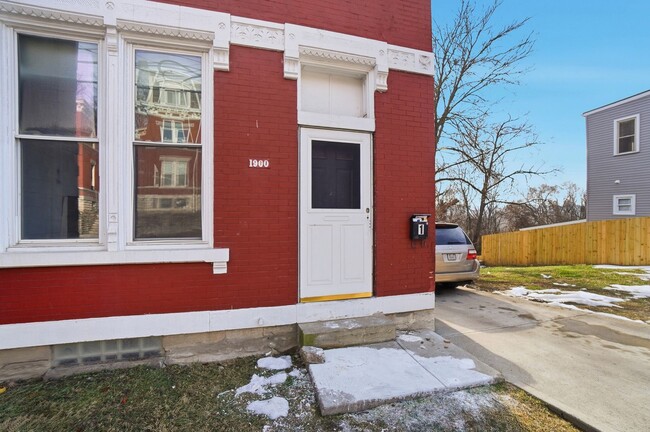 Photo - 1900 State Ave Unit 1