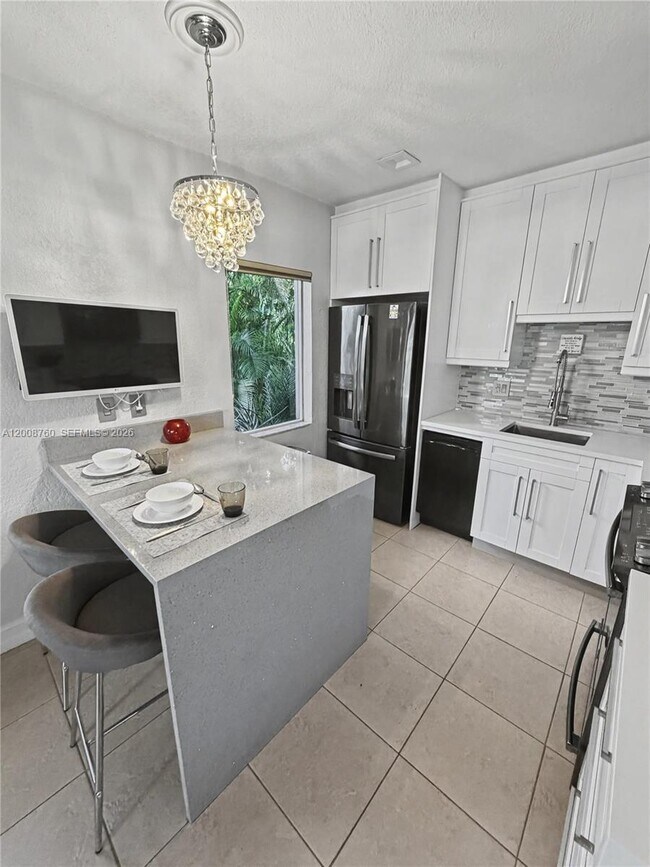 Photo - 1423 Holly Heights Dr Unit 11