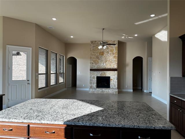 Photo - 212 Devonport Dr Casa