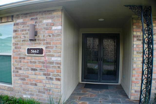 Photo - 5662 Longwood St