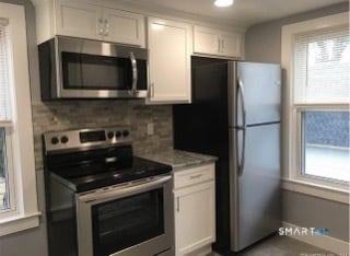 52 Pleasant St