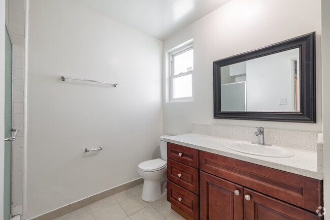 2 habitaciones, 2 baños - 111 m² - Baño - 309 S Doheny Dr