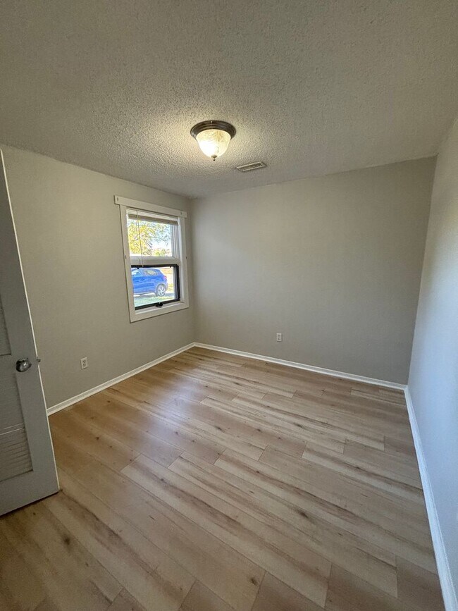 Photo - Freshly Updated 3 Bedroom Home