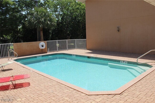 Photo - 607 SE 13th Pl Unit 203