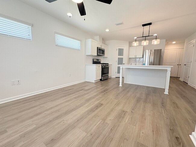 3611 Meadow Vista Ln.