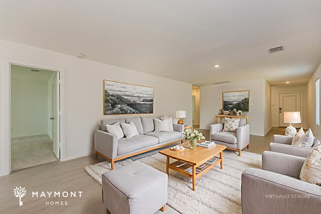 Photo - 925 Birkdale Dr