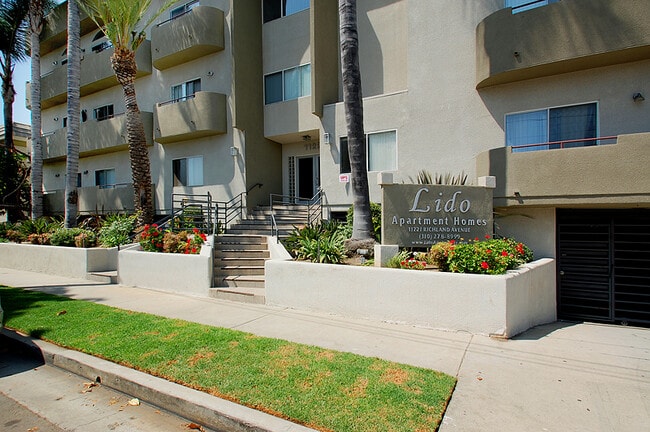 Photo - Lido Apartments - 11221 Richland Ave