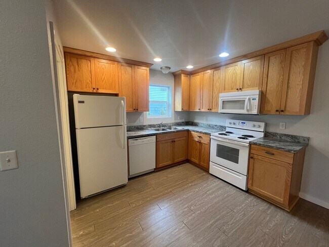 416-426 NE Jackson St Unit 416