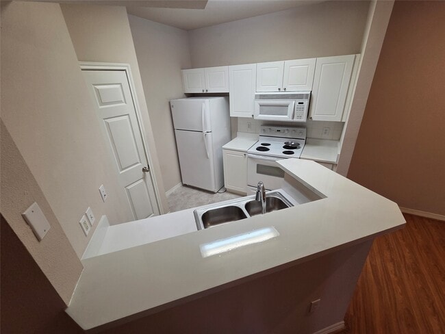 Photo - 3045 Marina Bay Dr Unit 5204