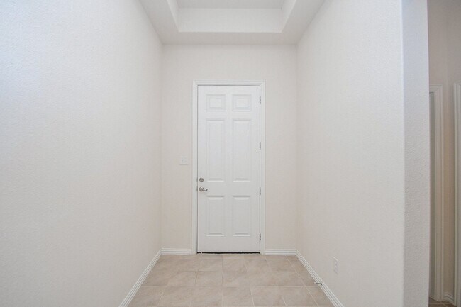 Photo - 6142 Thief River Fls Dr