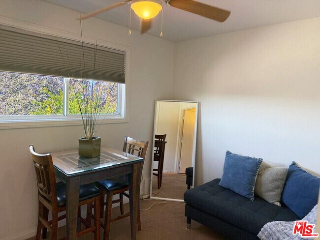 Photo - 5552 Bill Cody Rd