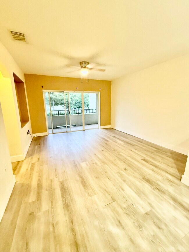 Photo - 1602 Belmont Pl