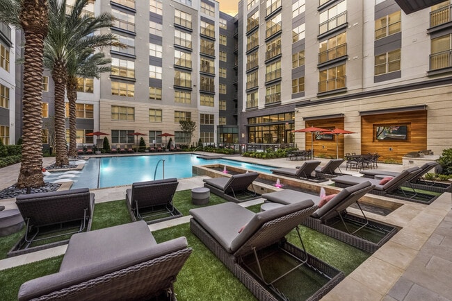 Photo - Hanover South End