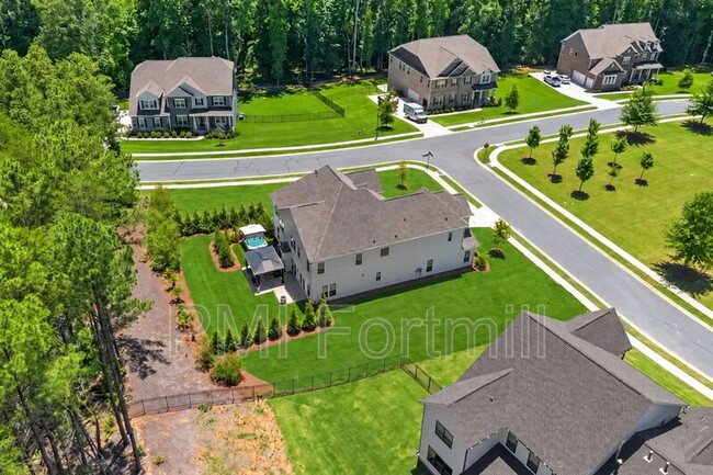 3138 Montreaux Valley Dr