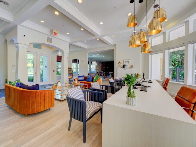 Saratoga Place Apartments For Rent in Sarasota, FL