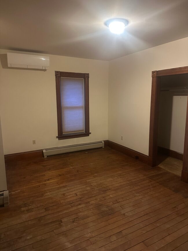 Photo - 1179 Main St Unit 3