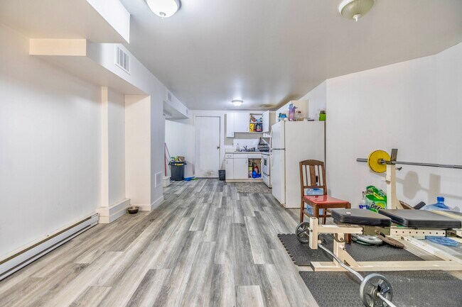 Photo - 661 Mcmillan Av Unit 4