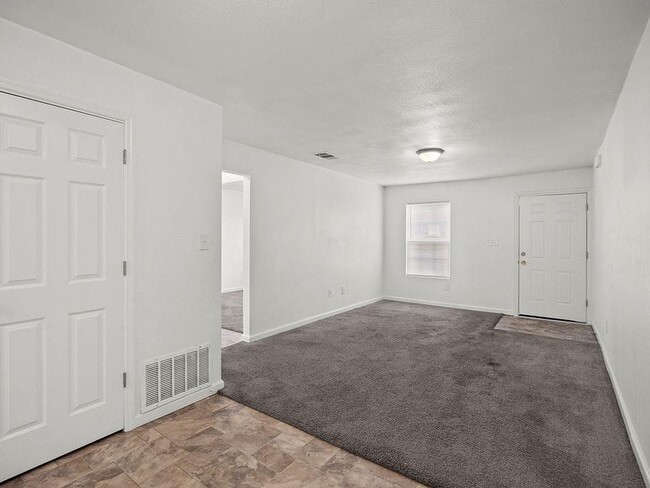 Photo - 802 Stetson Ave