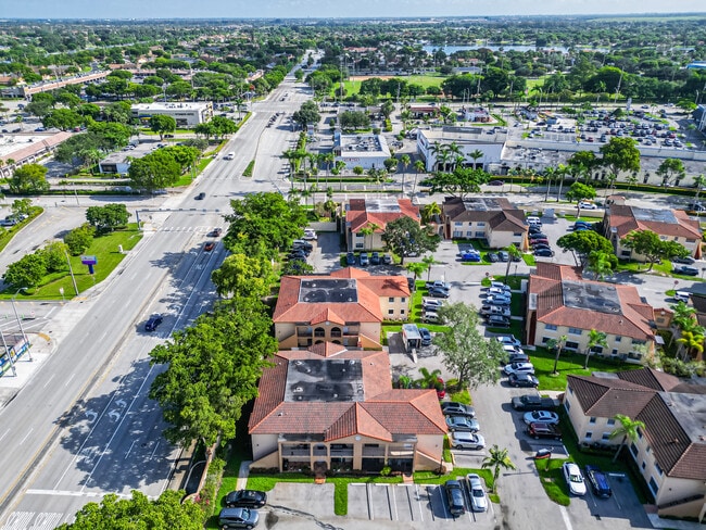 Photo - 18206 Mediterranean Blvd Unit 5-21