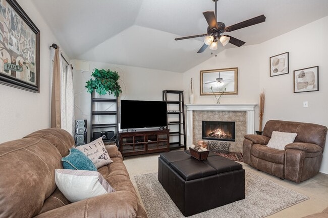 Photo - 1232 Morning Dove Dr