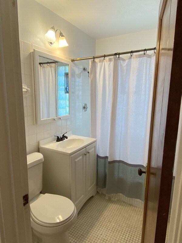 Photo - 5723 W Wells St