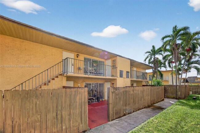 Photo - 15480 SW 82nd Ln Unidad 218