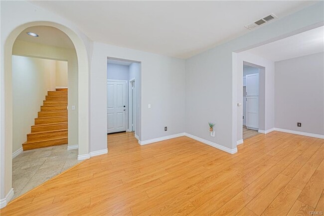 Photo - 138 S Hidden Path