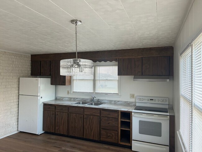 Photo - 12635 Williamsport Pike Unit H2