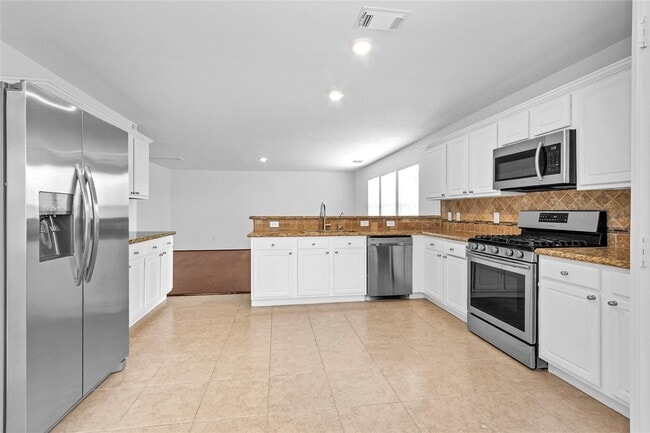 Photo - 450 Sandstone Creek Ln