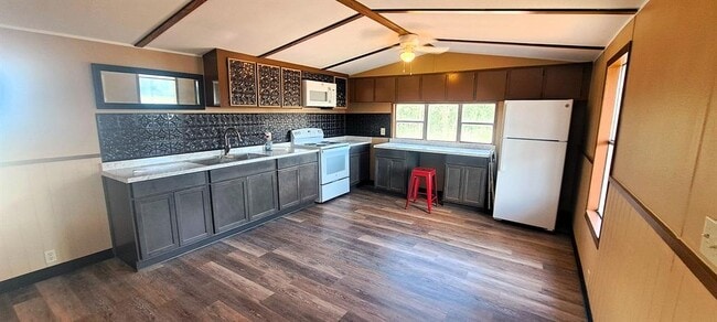 937 Co Rd 305