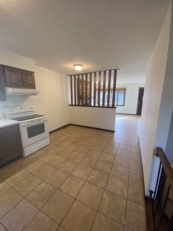 Photo - 319 Opal Cir