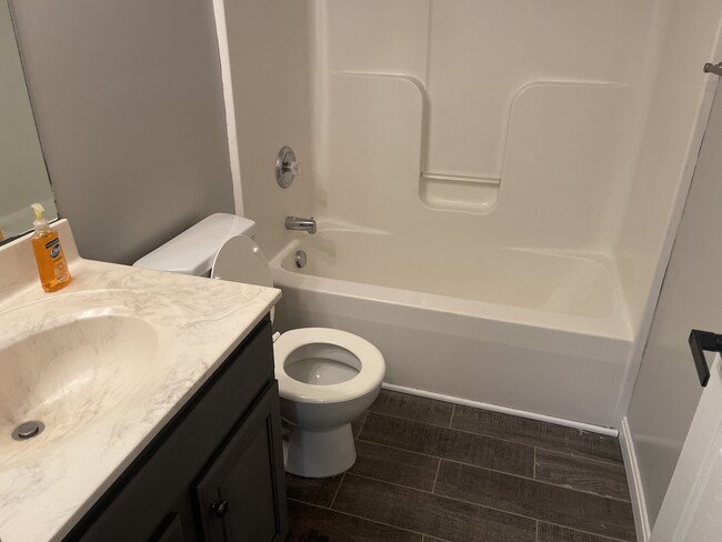 Photo - 291 Trevor Ct